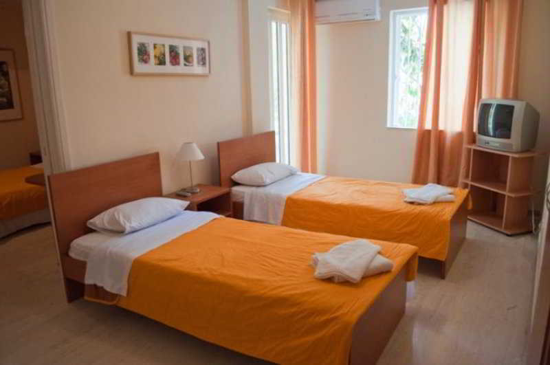 Stefanakis Hotel & Apartments Varkiza ภายนอก รูปภาพ
