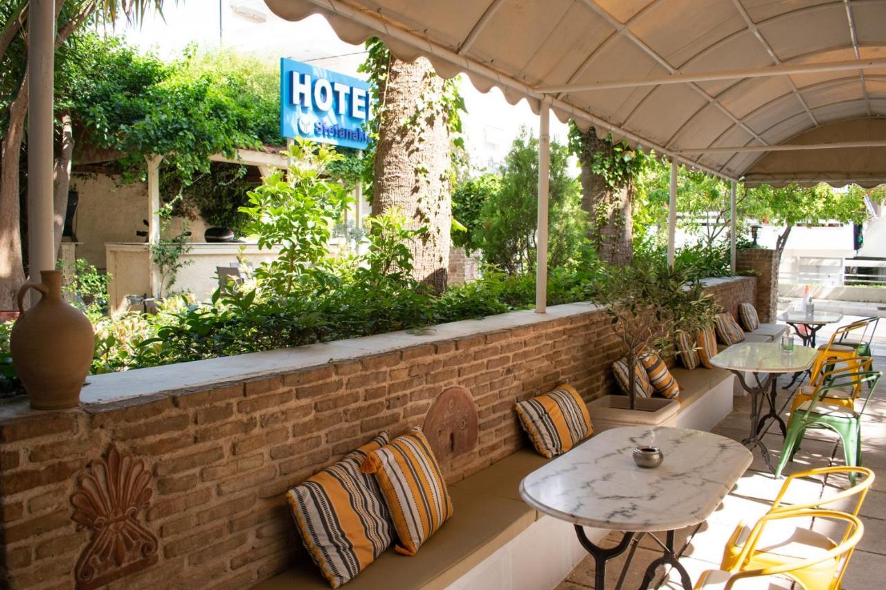 Stefanakis Hotel & Apartments Varkiza ภายนอก รูปภาพ
