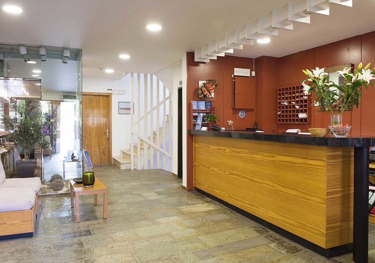 Stefanakis Hotel & Apartments Varkiza ภายนอก รูปภาพ