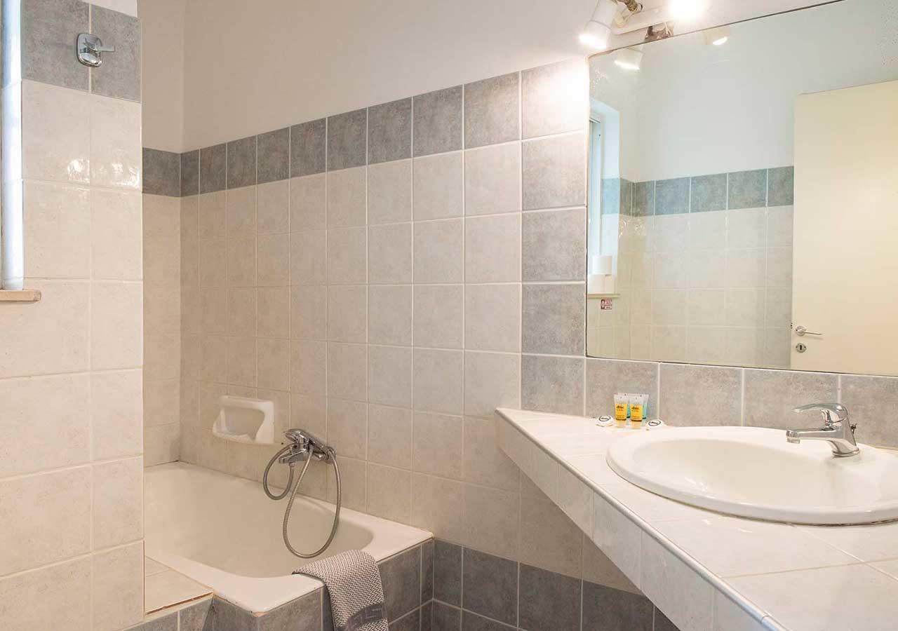 Stefanakis Hotel & Apartments Varkiza ภายนอก รูปภาพ